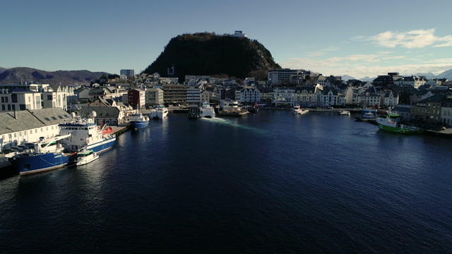 Indre havn i ÅlesundØyvind Sandnes/NRK